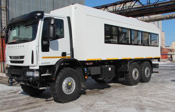 Вахтовый автобус 6х6 на базе шасси Eurocargo.